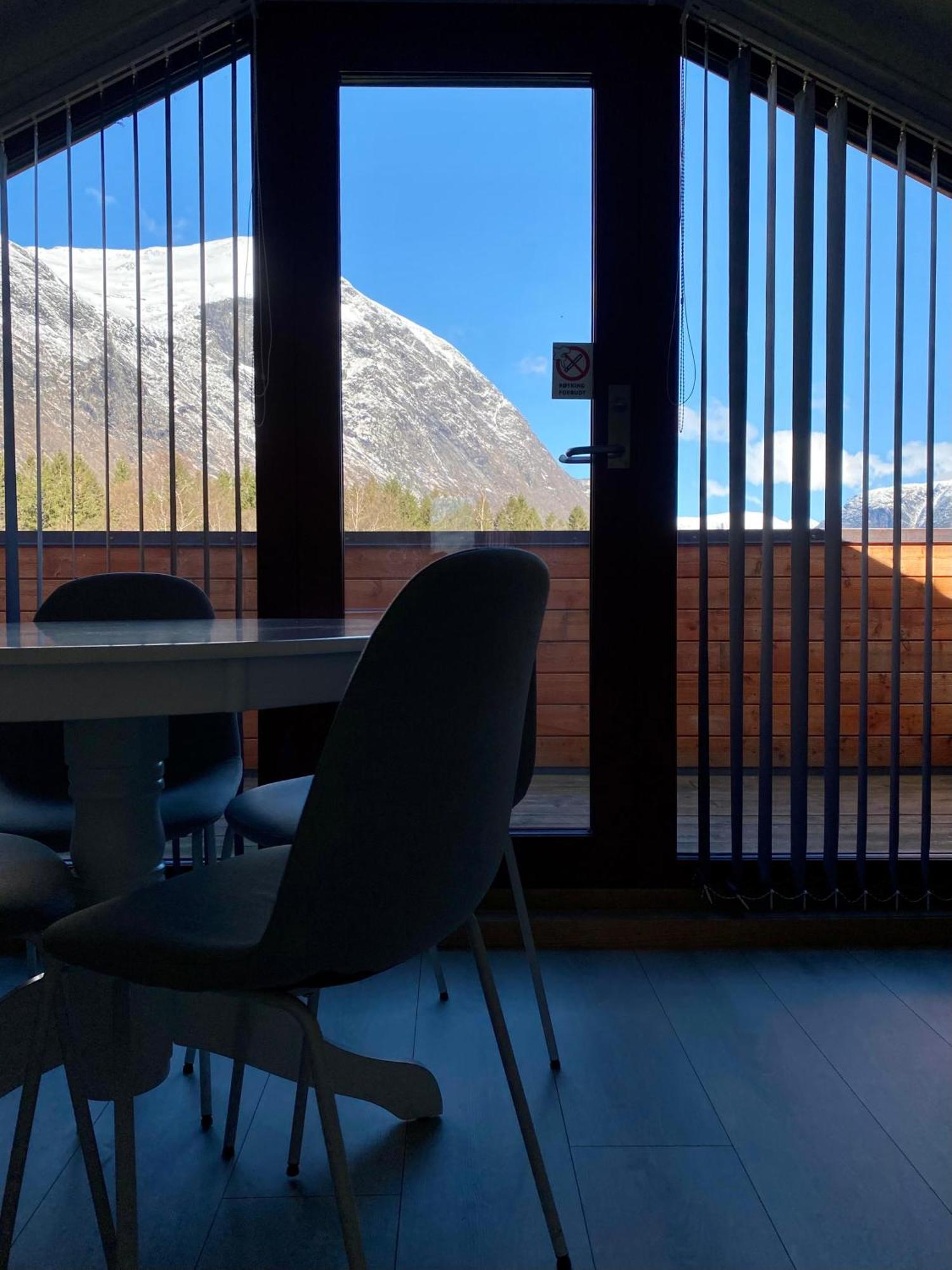Trollstigen Camping And Gjestegard Åndalsnes Exteriér fotografie