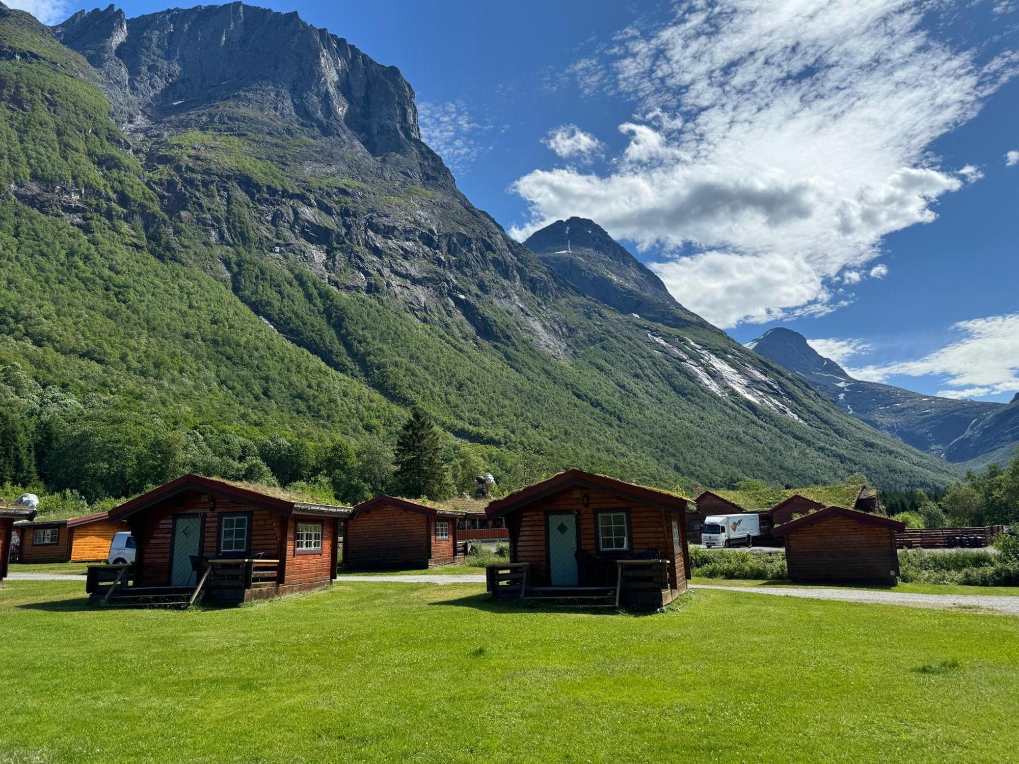 Trollstigen Camping And Gjestegard Åndalsnes Exteriér fotografie