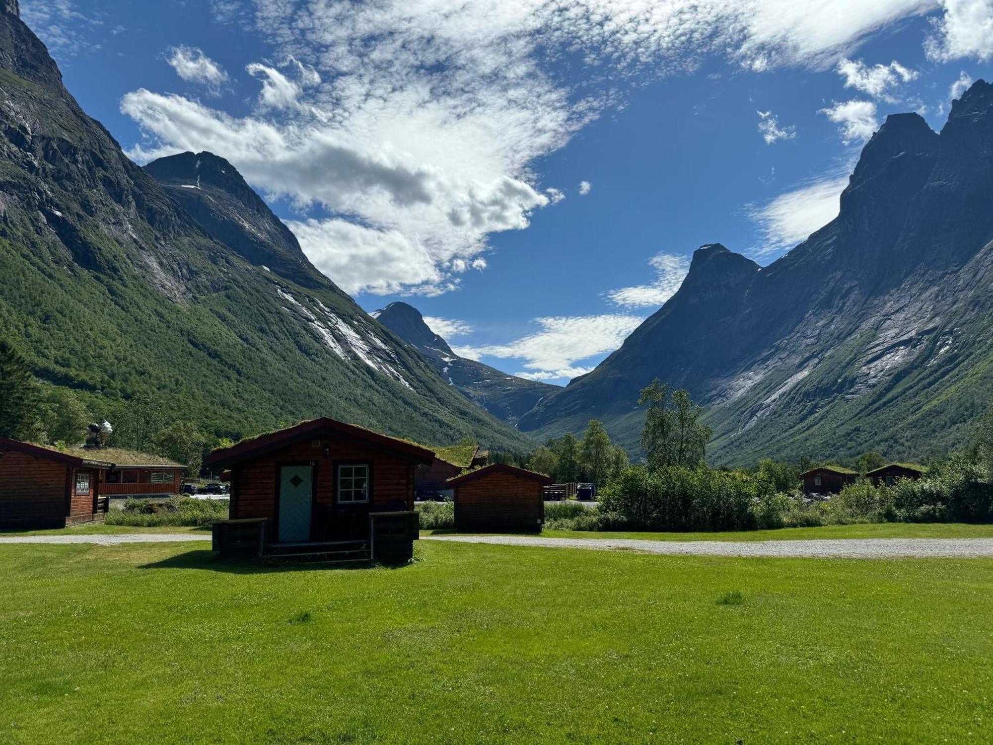 Trollstigen Camping And Gjestegard Åndalsnes Exteriér fotografie